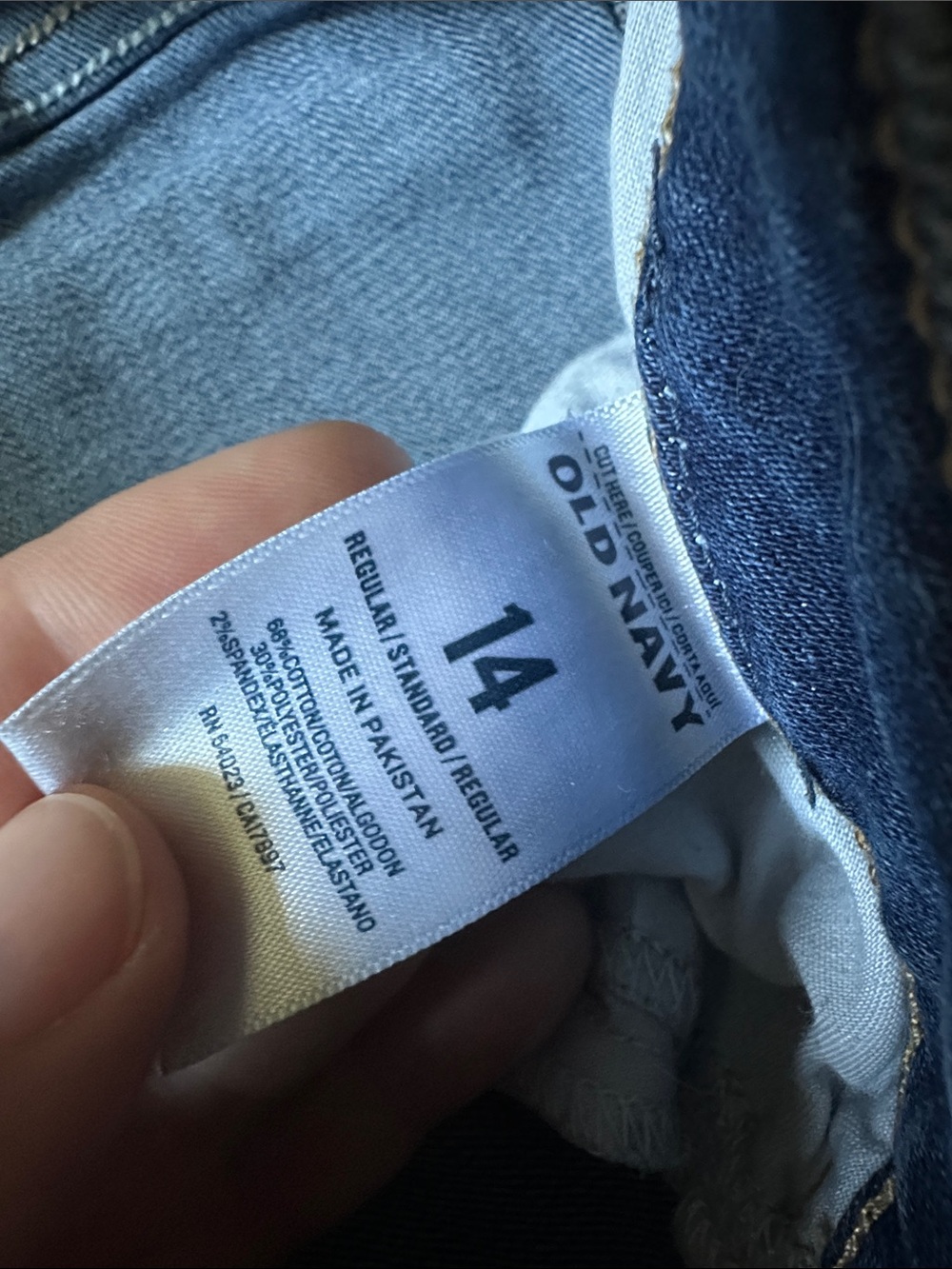 Old Navy Rock Star Stretchy Denim Bermuda Shorts, Sz 14 - Picture 3 of 5